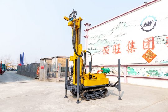 <b>What are the characteristics and advantages of pneumatic water well drilling rigs?water drilling mach</b>