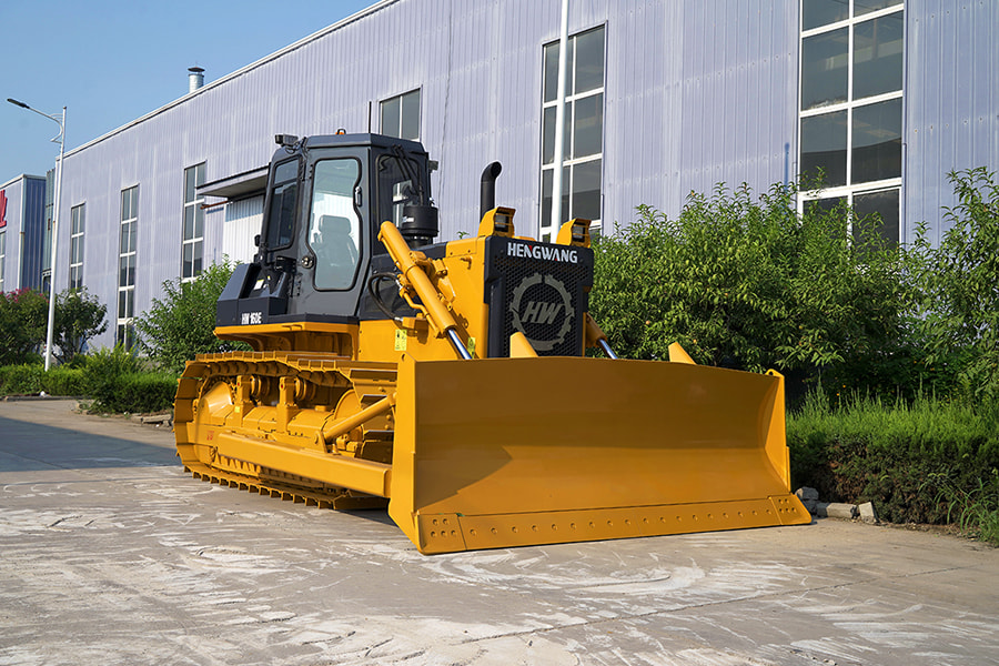 <b>＂Choosing the Right Bulldozer: Essential Considerations for Every Project＂</b>