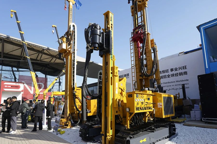 Photos from the Shanghai Bauma Exhibition: HQZ-1000L Pneumatic Drilling Rig on Display